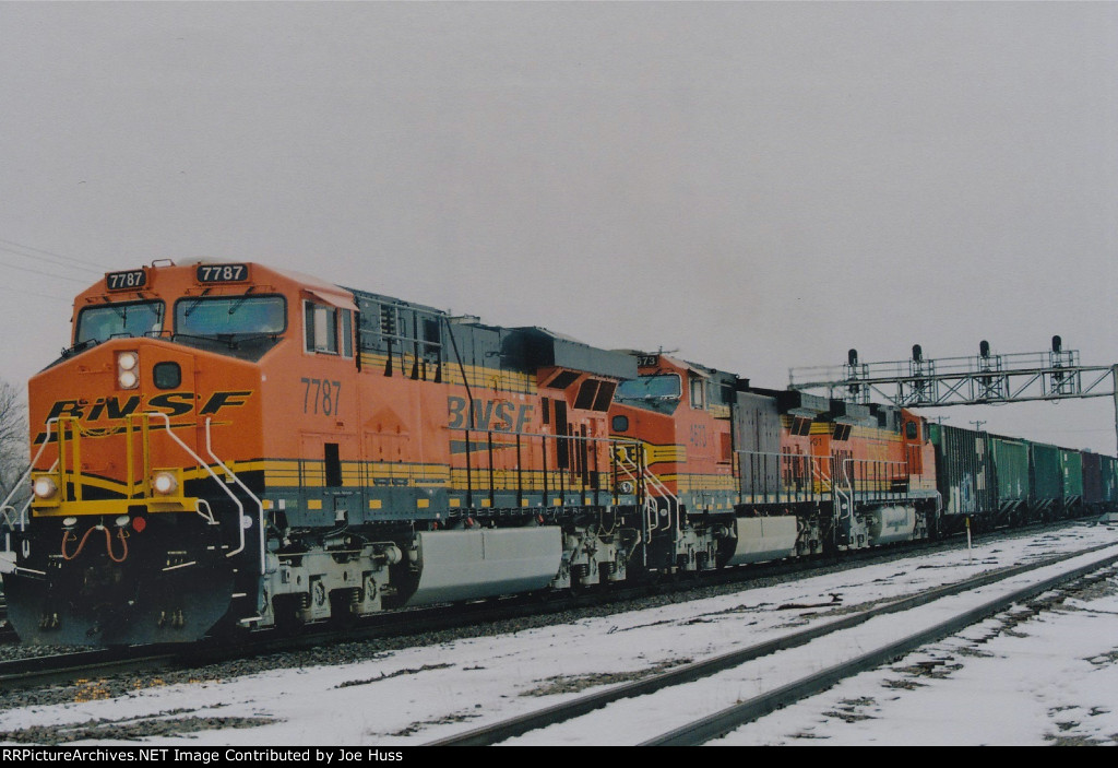 BNSF 7787 West